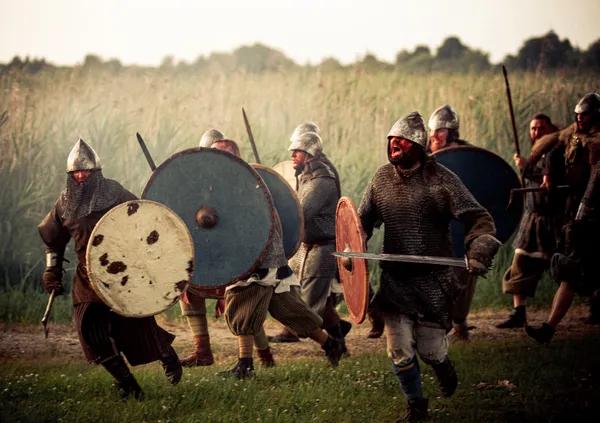 Festivalyje KILKIM ŽAIBU – viduramžių kovos ir gyvoji krašto genčių istorija