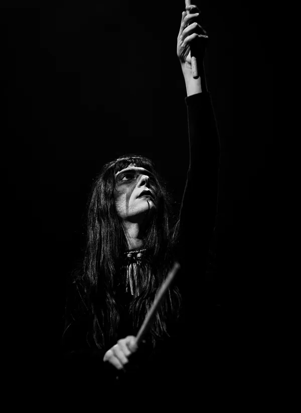 LILI REFRAIN