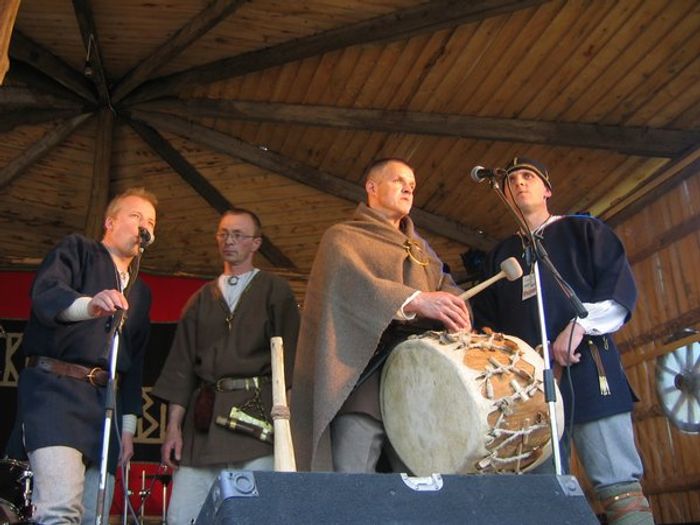 Kilkim Žaibu 2004